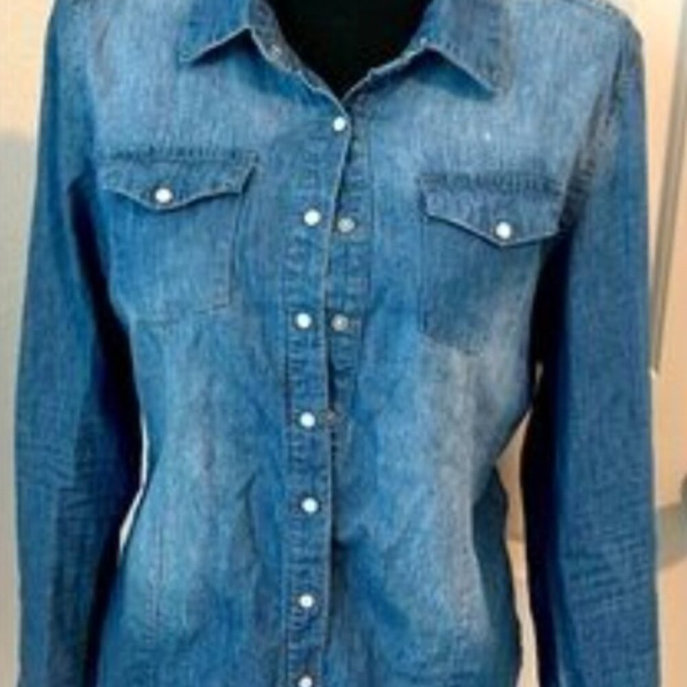 Long Sleeve Denim Shirt with pearl button snaps